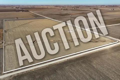 Farmland with Cell Tower Income