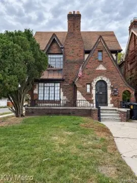 2-Unit Duplex with Garage