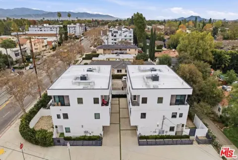 Modern Four-Unit Quadplex