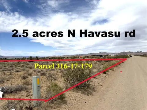 2.5 Acres in Dolan Springs