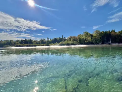 Lake Superior Waterfront Land