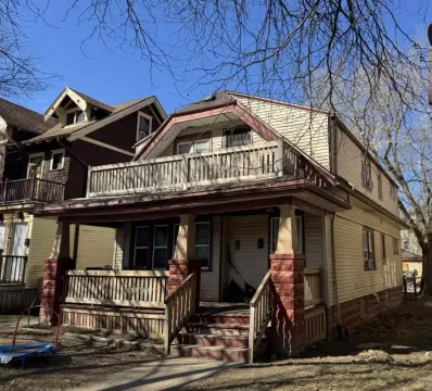 Milwaukee Bungalow For Sale
