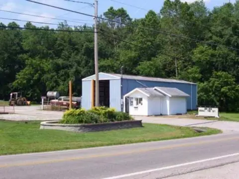 Pole Building with Office and Loading