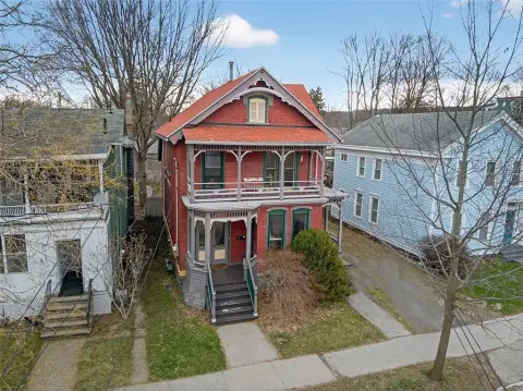 Victorian Duplex Near Ithaca Commons