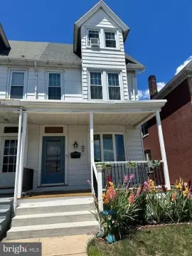 Twin Home with Central A/C