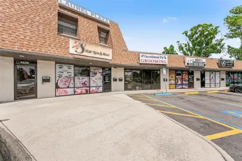 Gunn Highway Commercial Space