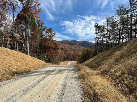 Vacant Lot in Hawk Ridge