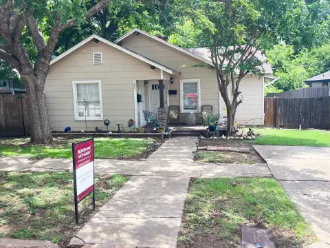 Duplex with Two 1BR/1BA Units