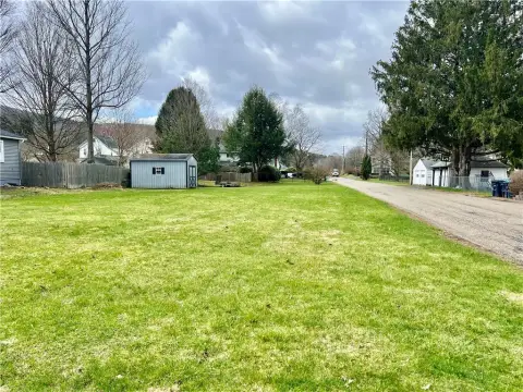 Oneonta Corner Building Lot