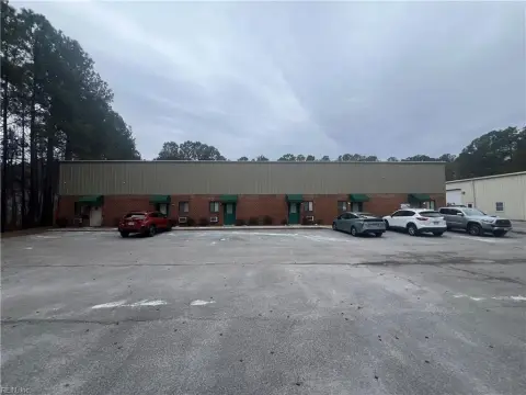 Adaptable Industrial Flex Space