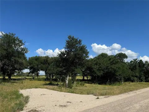 Acreage with River Kayak Access