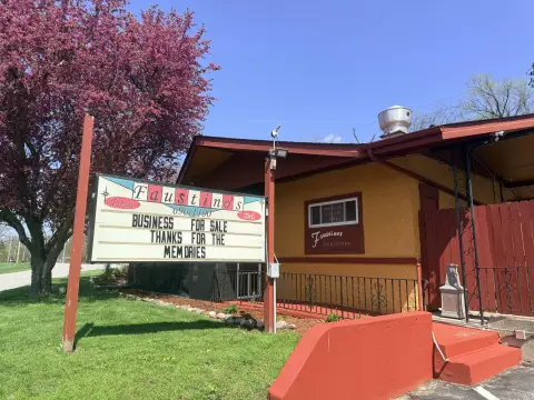 Turn-key Pizzeria in Lowell, Indiana