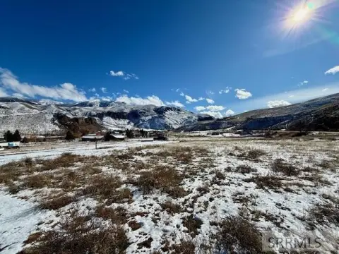 Land Near Salmon River Corridor