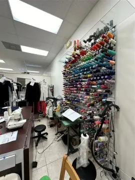 Salon-Atelier Business Opportunity For Sale