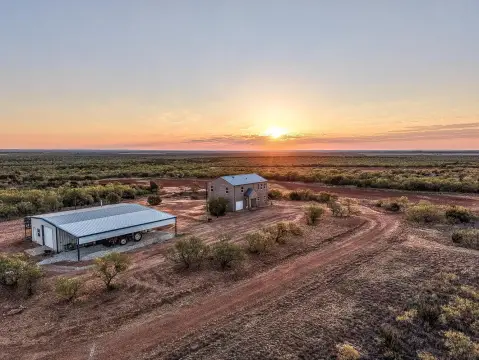 Improved West Texas Hunting Ranch
