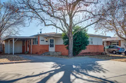 Lubbock Duplex Near Medical District