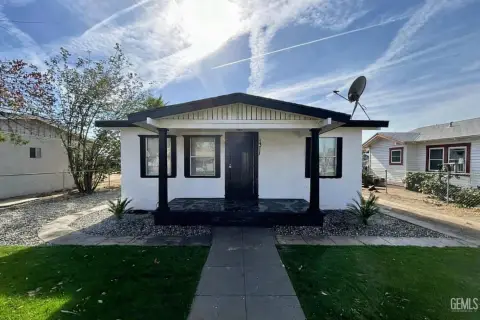 Renovated Duplex with Income Potential