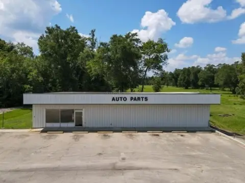 Bristol Commercial Building on 1.7 Acres