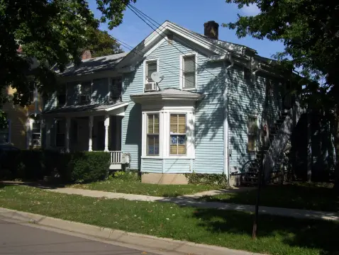 Kalamazoo Triplex in Vine Neighborhood
