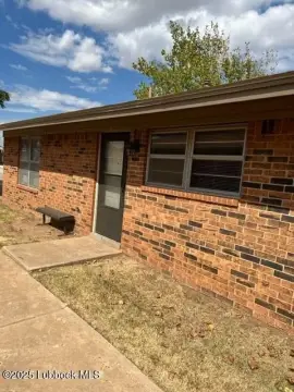 Updated Duplex with Private Yard