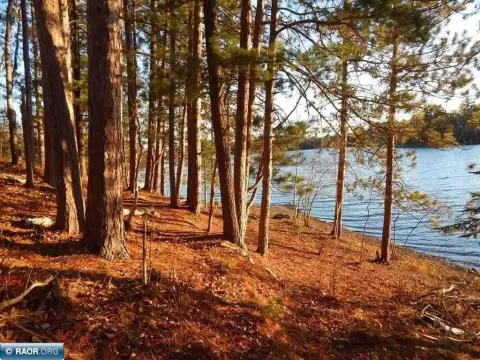 Voyageurs Retreat Waterfront Land
