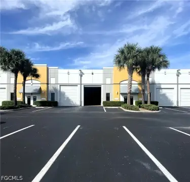Flex Condominium with Roll-Up Door