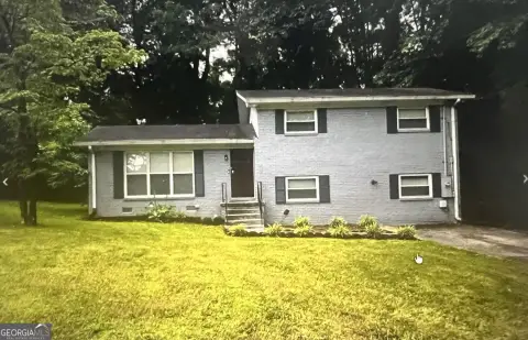 All-Brick Four-Sided Multifamily Home