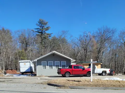 Adaptable Commercial Property on 1.6 Acres