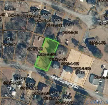 Residential Building Lot in Community