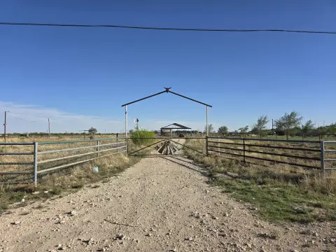 Unrestricted Land in Quiet Community