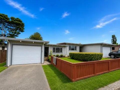 Renovated Triplex with Private Yards