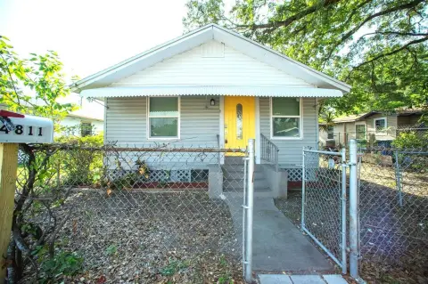 Tampa Duplex: Income Opportunity