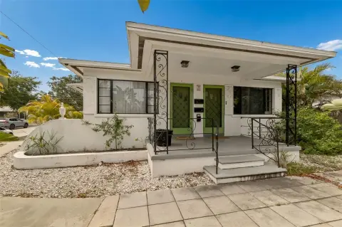 Updated Triplex with Studio Unit