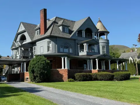 Historic Senior Housing Residence