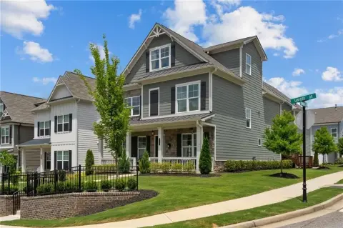 West Highlands Multifamily Home with ADU