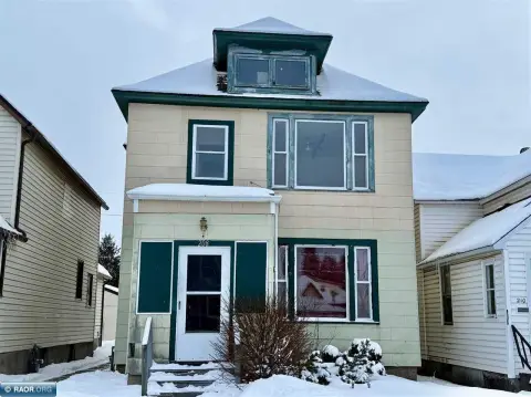 Virginia Duplex with Bonus Space