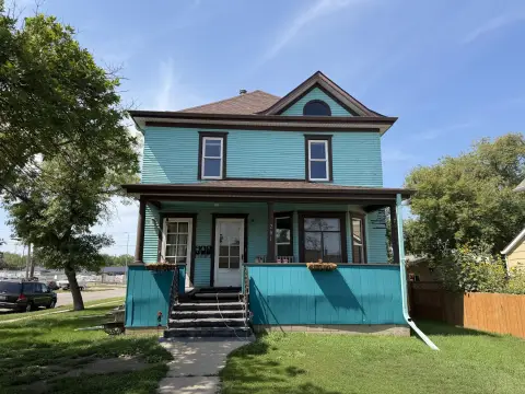 Two-Story Triplex