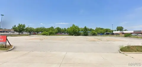 Commercial Land with Parking