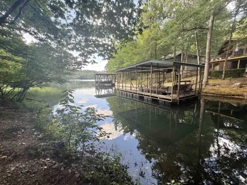 Lakefront Buildable Land Lot