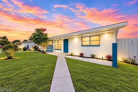 Remodeled Duplex with Fenced Yard