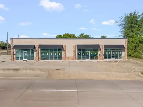 Remodeled Commercial Property on Highway
