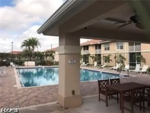 Quadplex with Spacious Unit Mix