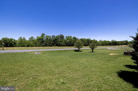 Residential Building Lot in Community