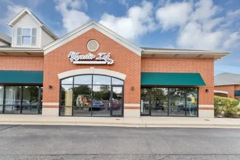 Corner Retail Suite
