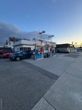 Turn-Key Gas Station & Shop