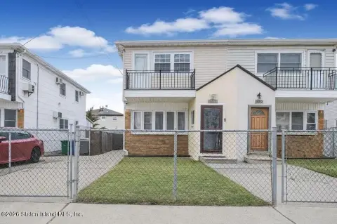 Hardwood-Floor Semi-Detached Home