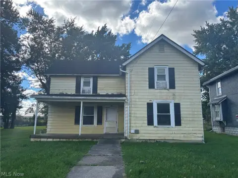 Two-Unit Duplex with Rear Access