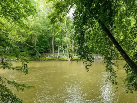 Waterfront Mountain Retreat Lot