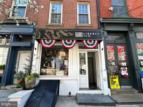 Retail Space in Old City