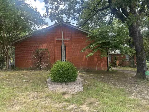Brick Church Facility with Classrooms